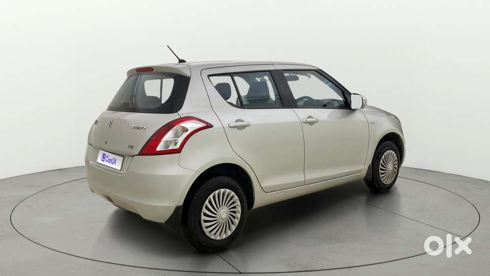 Maruti Suzuki Swift Vxi, 2015, Petrol