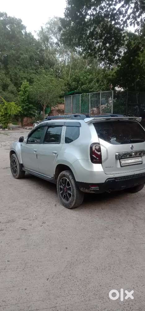 Renault Duster Rxs Cvt 1.5 Petrol 2018
