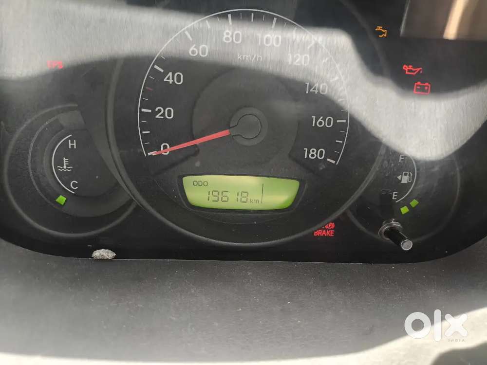 Dehradun Rajested Uk07av 5267 Very Good Condition New Battery