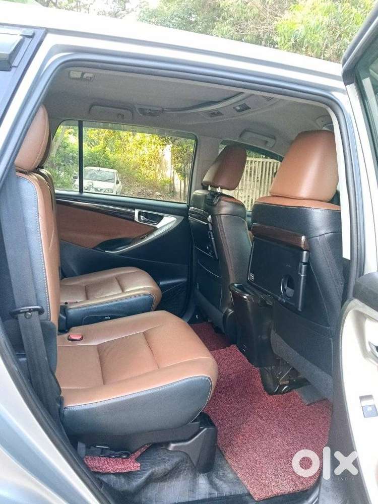 Toyota Innova Crysta 2.8z Automatic, 2019, Diesel