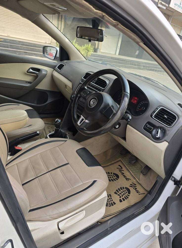 Volkswagen Vento Petrol Highline, 2013, Petrol