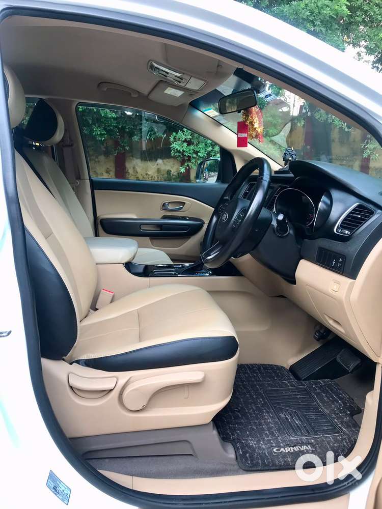 Kia Carnival Premium, 2021, Diesel