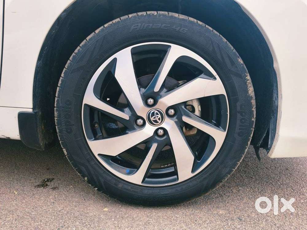 Toyota Glanza G(mt) Sg, 2023, Petrol