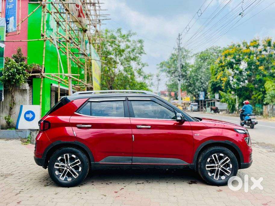 Hyundai Venue 1.0 Sx (o) Turbo Imt Dual Tone, 2022, Petrol
