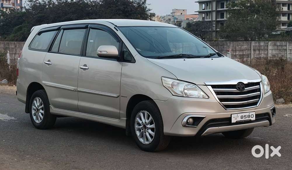 Toyota Innova 2009-2011 2.5 E 8 Str, 2012, Diesel