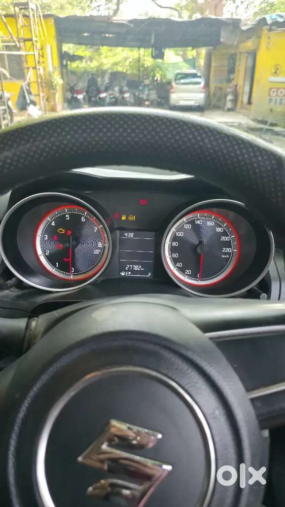 Maruti Suzuki New-gen Swift 2024 Petrol 27000 Km Driven
