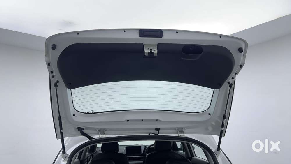 Hyundai New I20 1.2 Asta (o) Ivt, 2024, Petrol