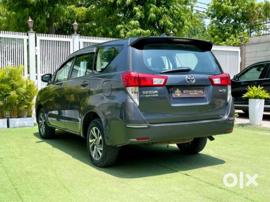 Toyota Innova Crysta 2.4 G Mt, 2022, Diesel