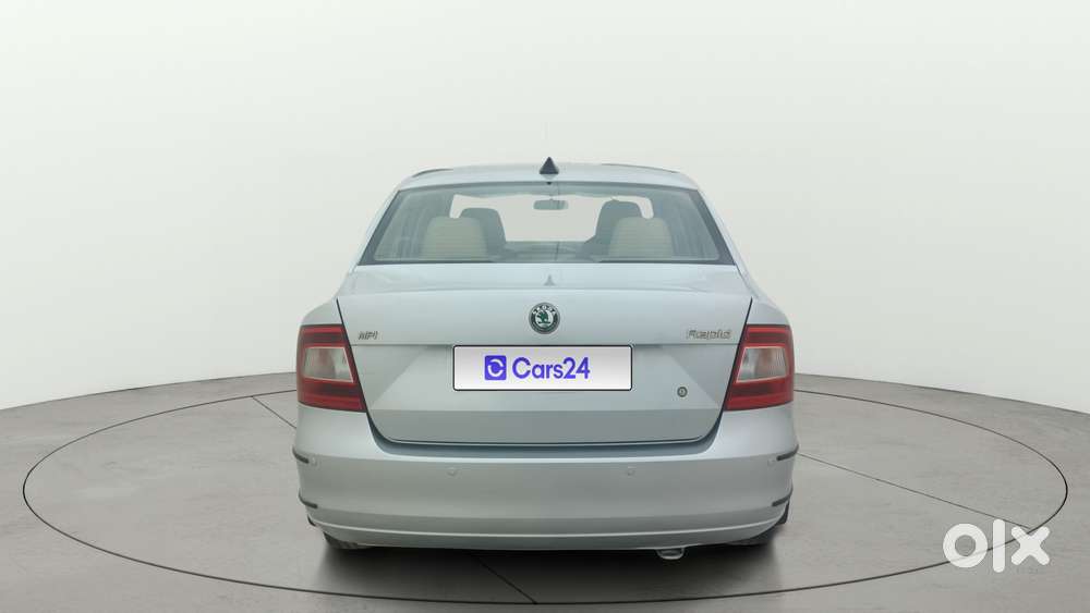 Skoda Rapid 1.6 Mpi Ambition, 2013, Petrol