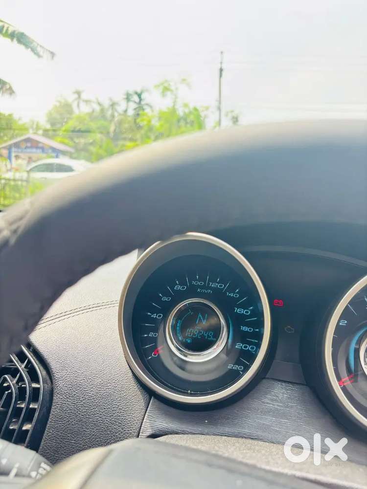 Xuv 500 W11 Very Well Maintained