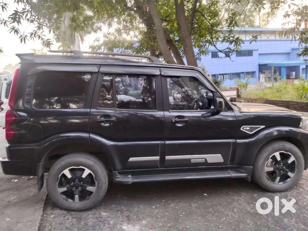 Mahindra Scorpio Classic 2023 Diesel 90000 Km Driven