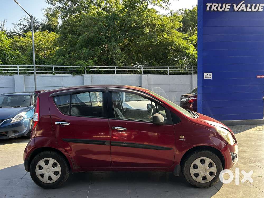 Maruti Suzuki Ritz Vxi, 2012, Petrol