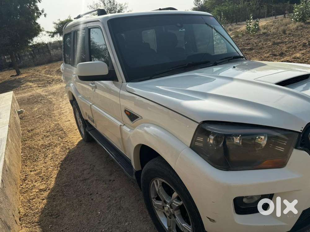 Mahindra Scorpio 2017 Diesel Well Maintained