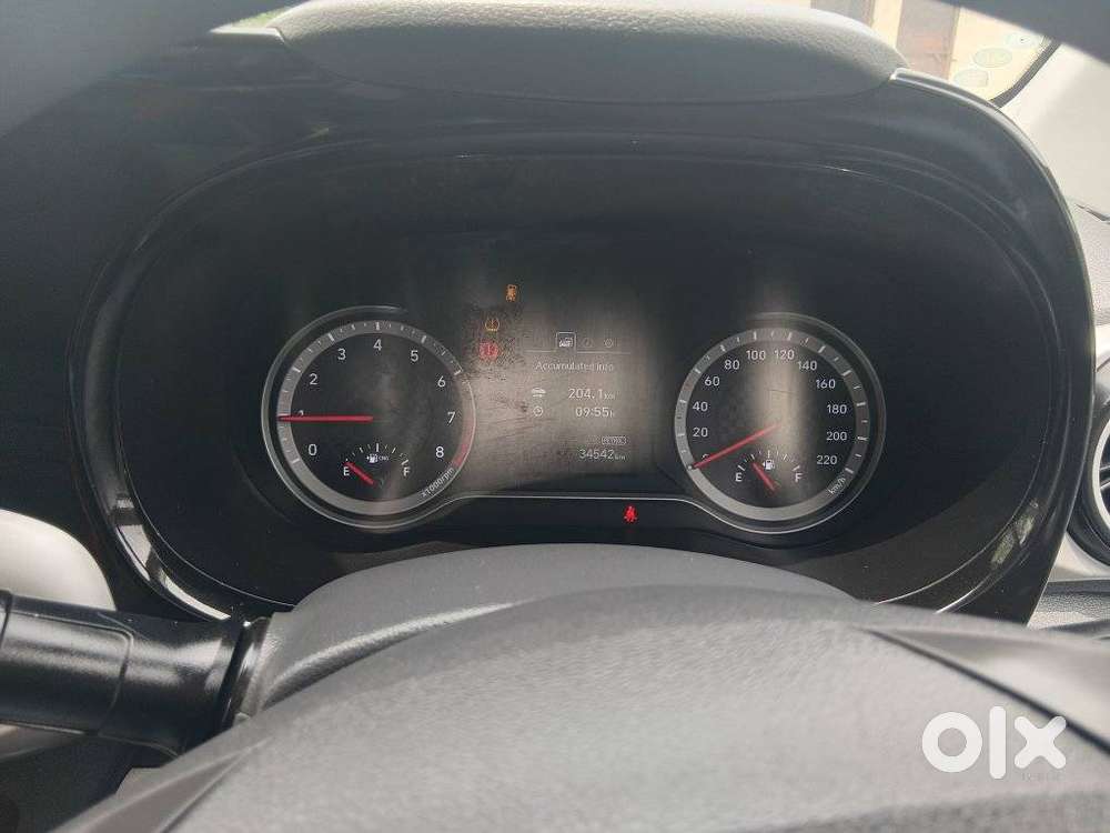 Hyundai Grand I10 Nios Sportz, 2023, Cng & Hybrids