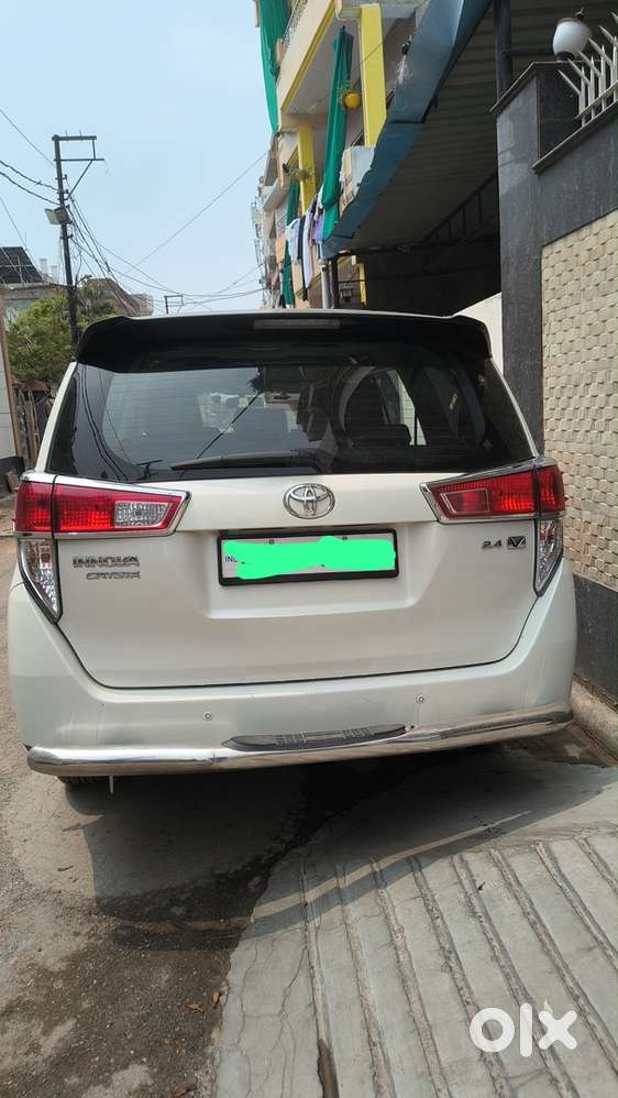 Toyota Innova Crysta 2019