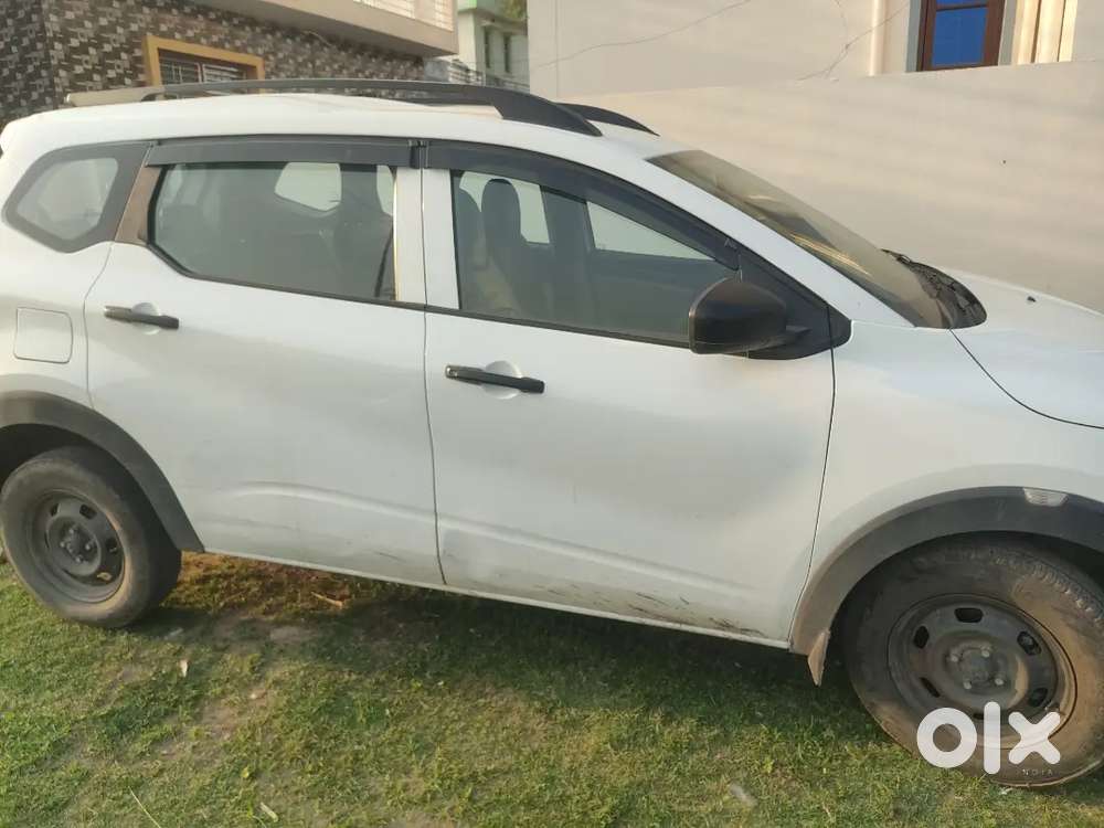 Renault Triber 2022 Petrol Well Maintained
