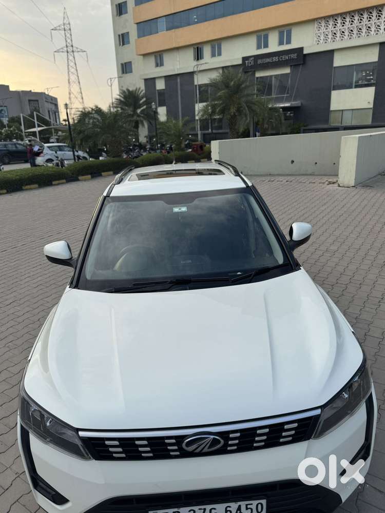 Mahindra Xuv300 W6, 2021, Petrol
