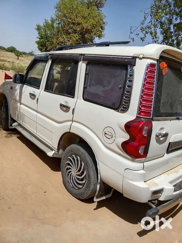 Full Original/ac/ Heater Chalu /running 4 Lakh