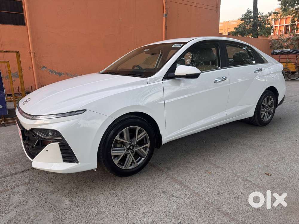 Hyundai Verna 1.5 Sx Petrol Mt, 2023, Petrol