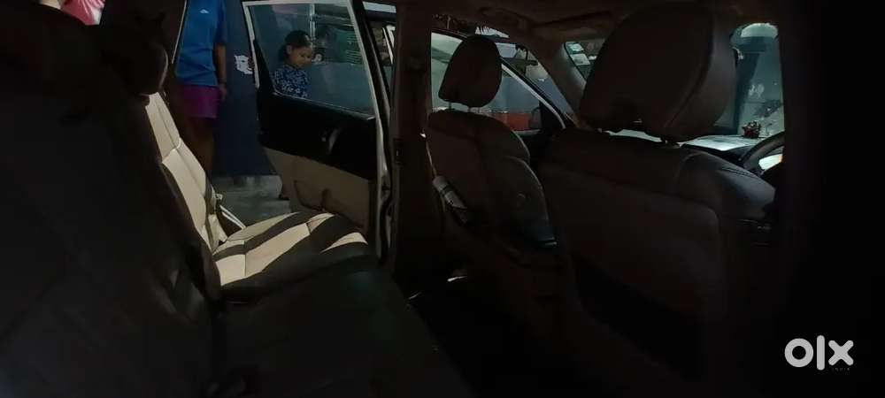 Mahindra Car Sell