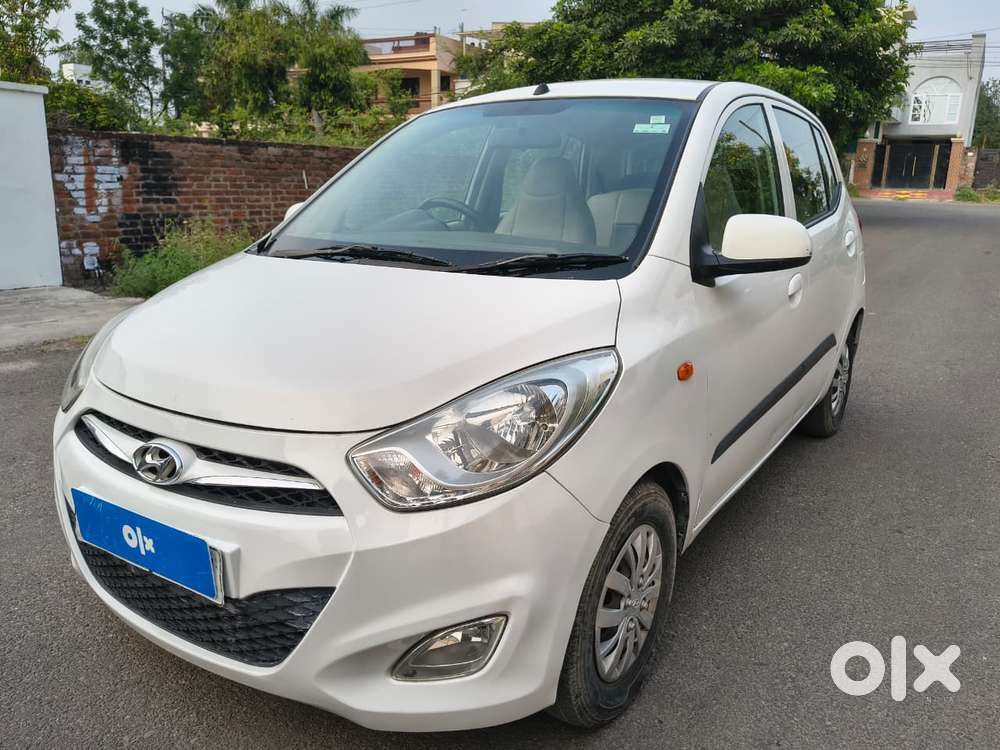 Hyundai I10 Sportz, 2012, Petrol