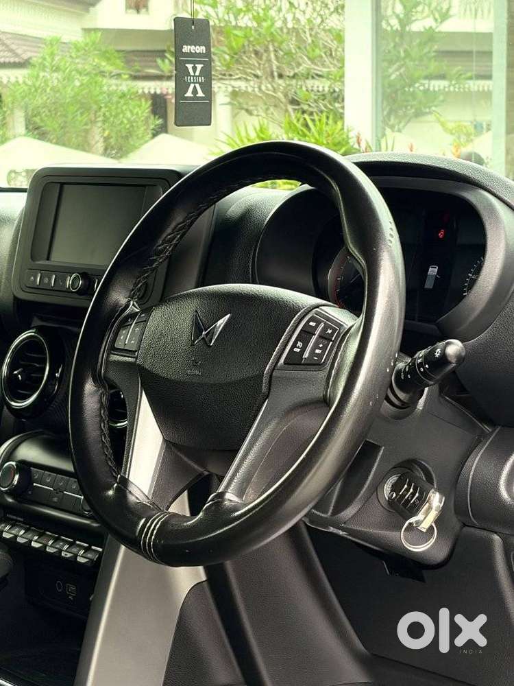 Mahindra Thar Lxt P At 2wd Ht, 2023, Petrol
