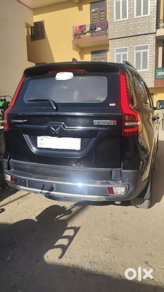 Mahindra Diesel Automatic 2022