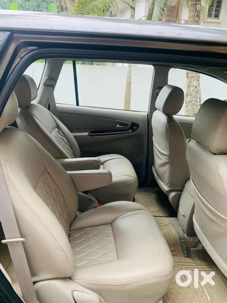 Toyota Innova 2013