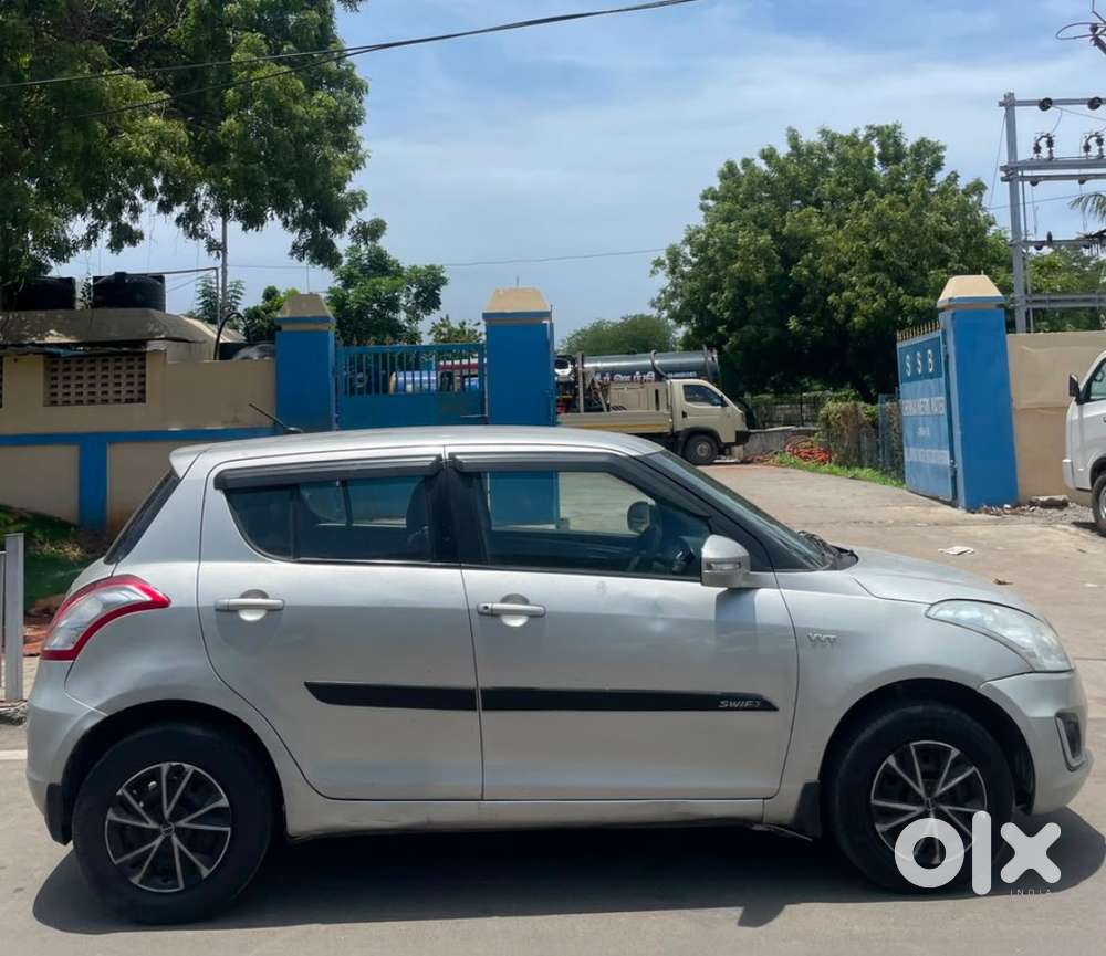 Maruti Suzuki Swift Vxi, 2015, Petrol