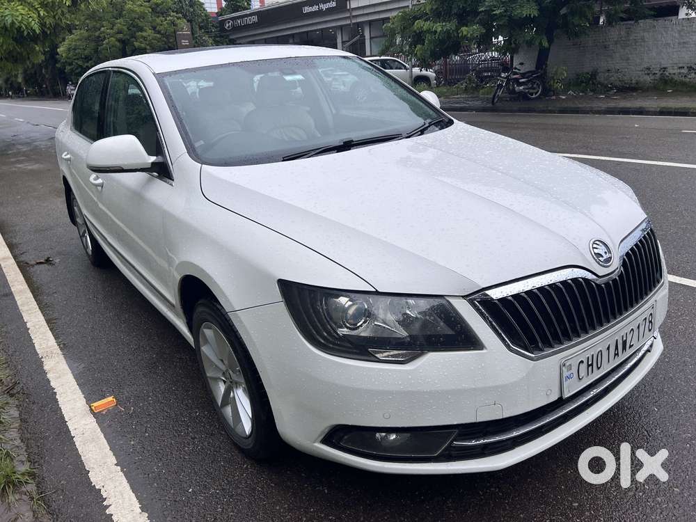 Skoda Superb L&k 2.0 Tdi At, 2014, Diesel
