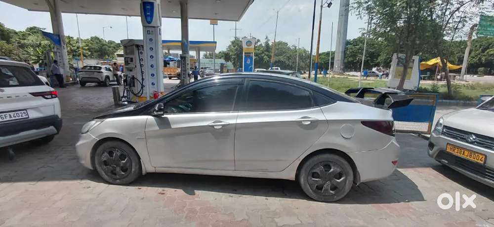Hyundai Verna 2012