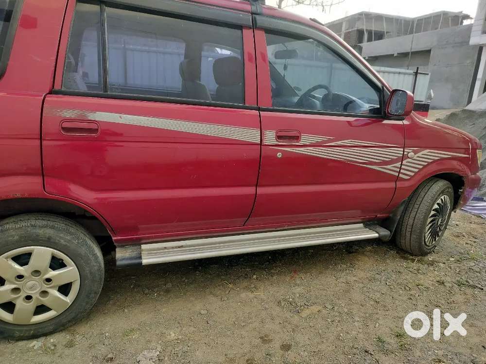 Chevrolet Tavera Neo 2016 Diesel 200000 Km Driven