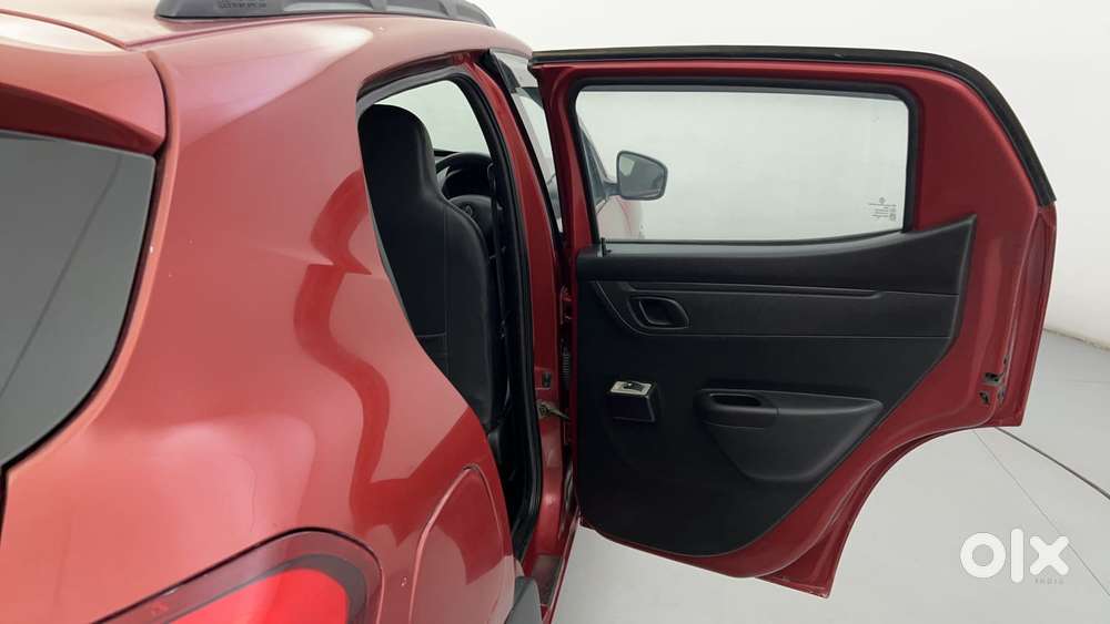 Renault Kwid 2019-ongoing 1.0 Rxt Amt (o), 2017, Petrol