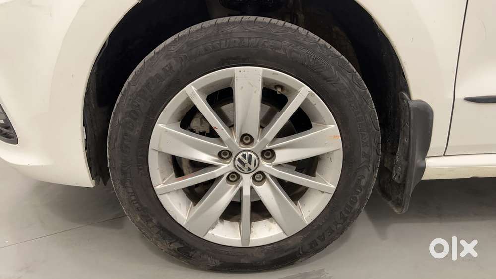 Volkswagen Polo 2009-2013 Petrol Highline 1.2l, 2015, Petrol