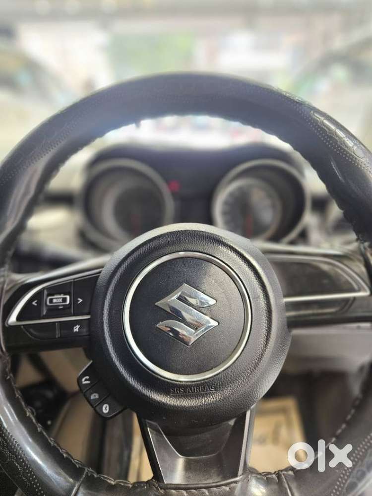 Maruti Suzuki Swift Vxi + Manual, 2023, Petrol