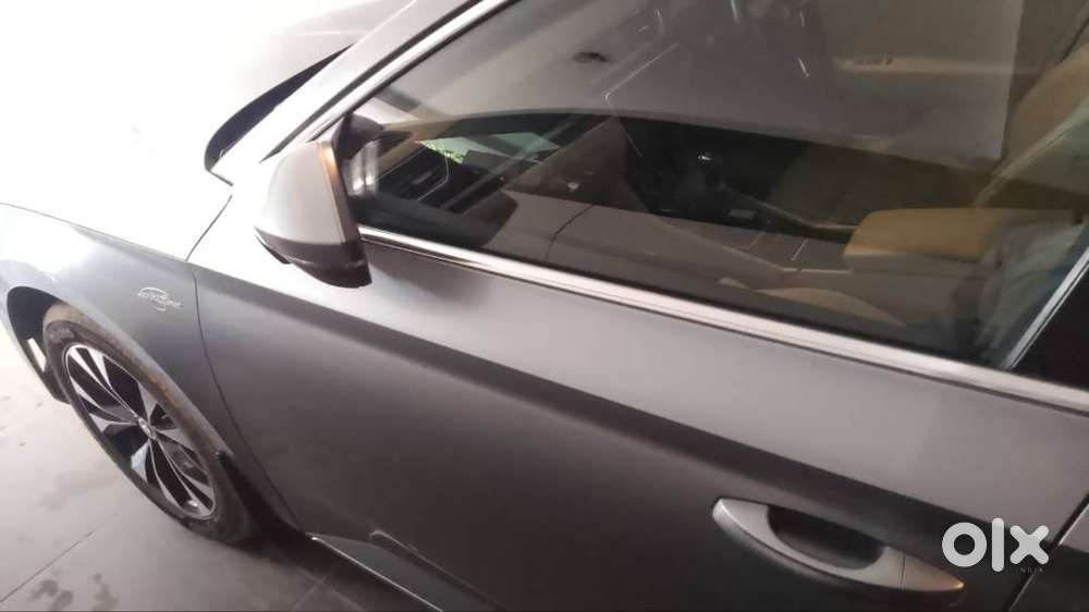 Skoda Superb L&k 1st Owner No Brokers