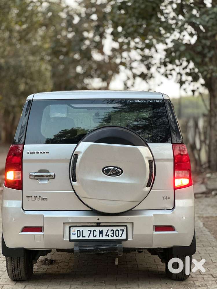 Mahindra Tuv 300 T4 Plus, 2016, Diesel