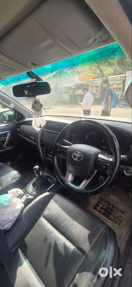 Toyota Fortuner 2022 Diesel Well Maintained