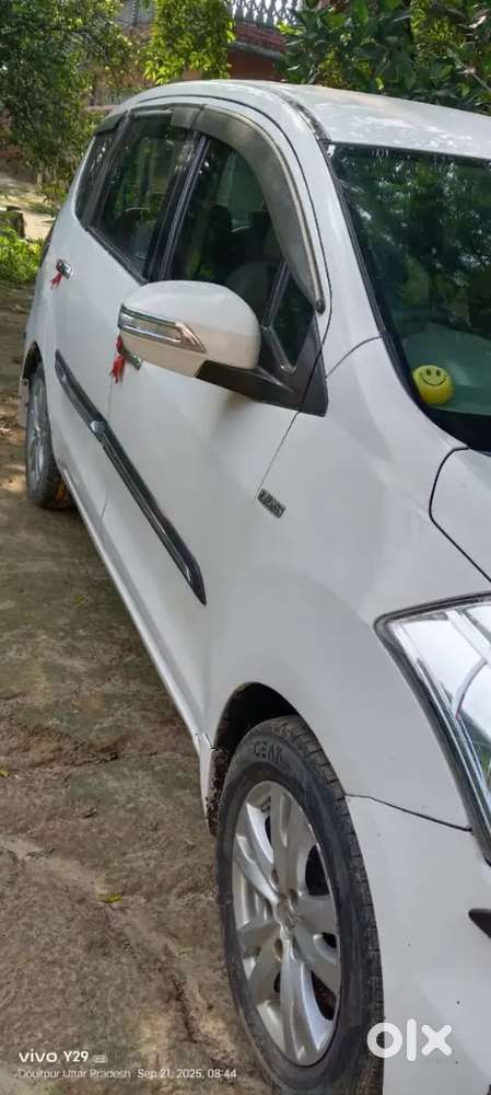 Maruti Suzuki Ertiga 2016 Diesel 100000 Km Driven