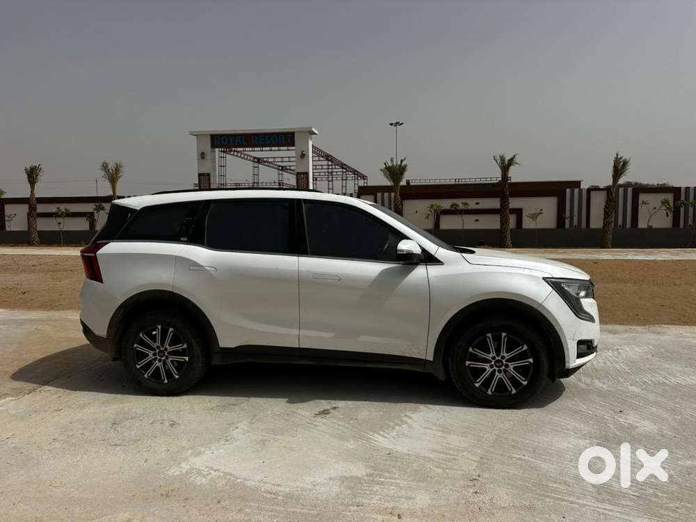 Mahindra Xuv700 Diesel Auto 2024 1st Owner