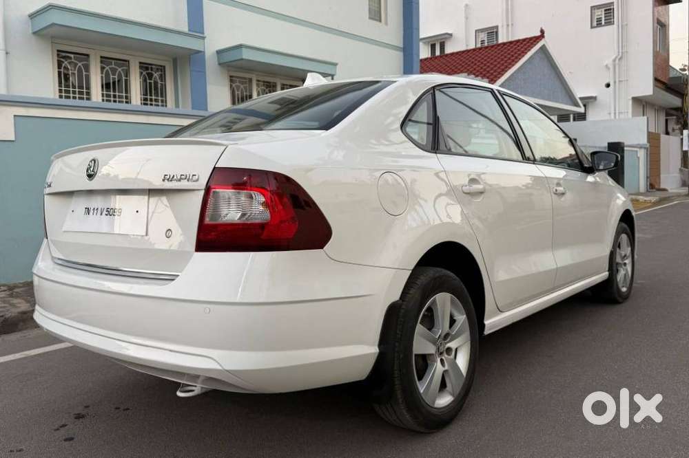 Skoda Rapid 1.5 Tdi Style/1.5 At Style, 2017, Diesel