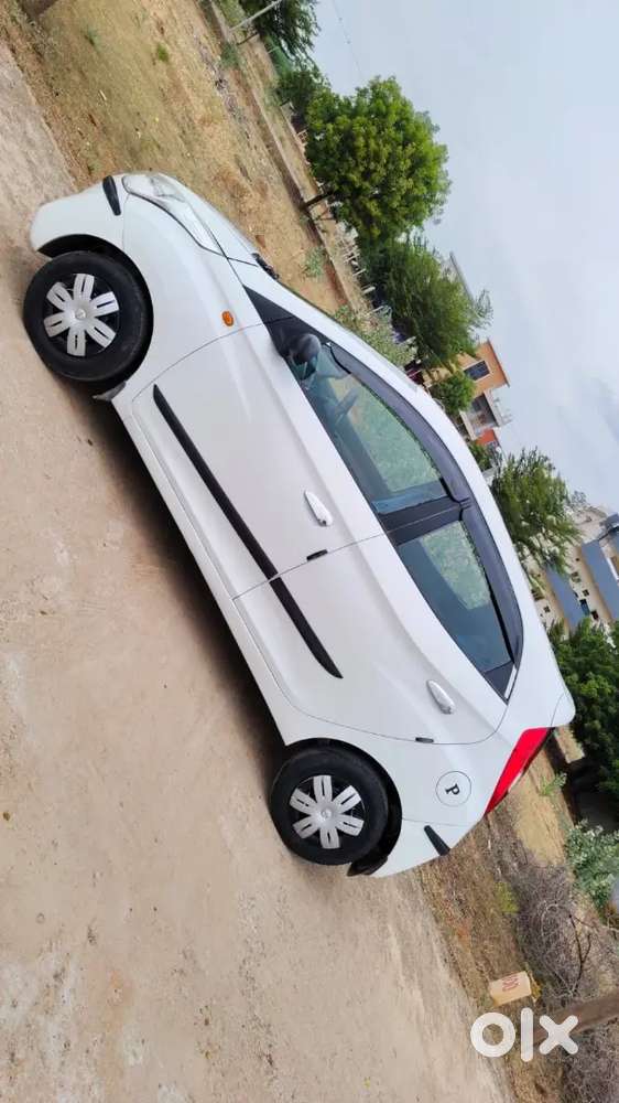 Hyundai Eon 2016 Petrol Well Maintained