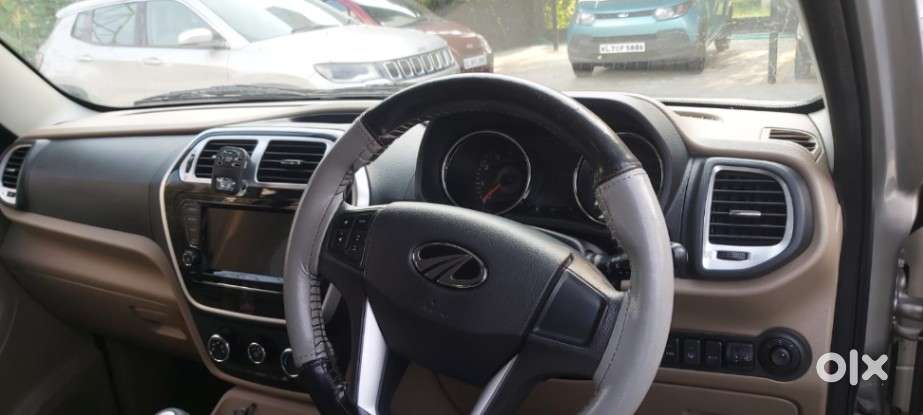 Mahindra Tuv 300 T10, 2018, Diesel