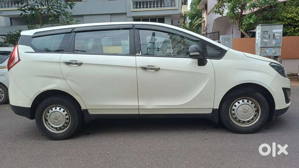Mahindra Marazzo M2, 2020, Diesel