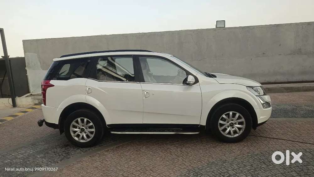 Mahindra Xuv500 2017 Diesel 32000 Km