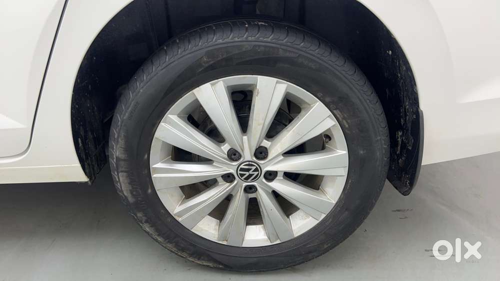 Volkswagen Virtus Highline Plus 1.0 Tsi At, 2024, Petrol