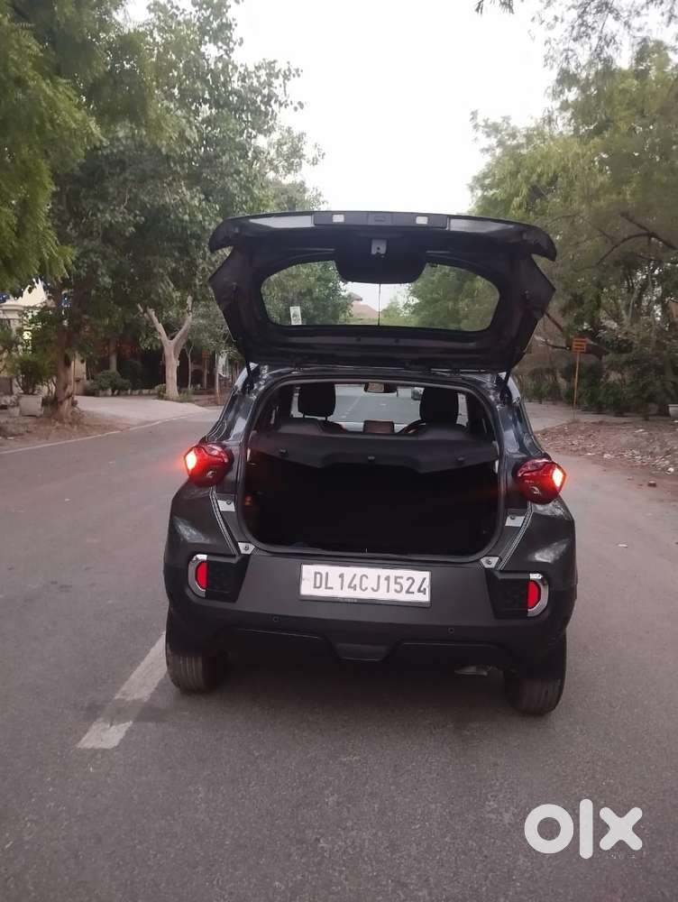 Tata Punch Accomplished, 2024, Petrol