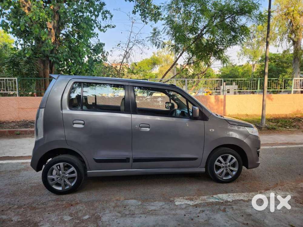 Maruti Suzuki Stingray Vxi, 2017, Petrol