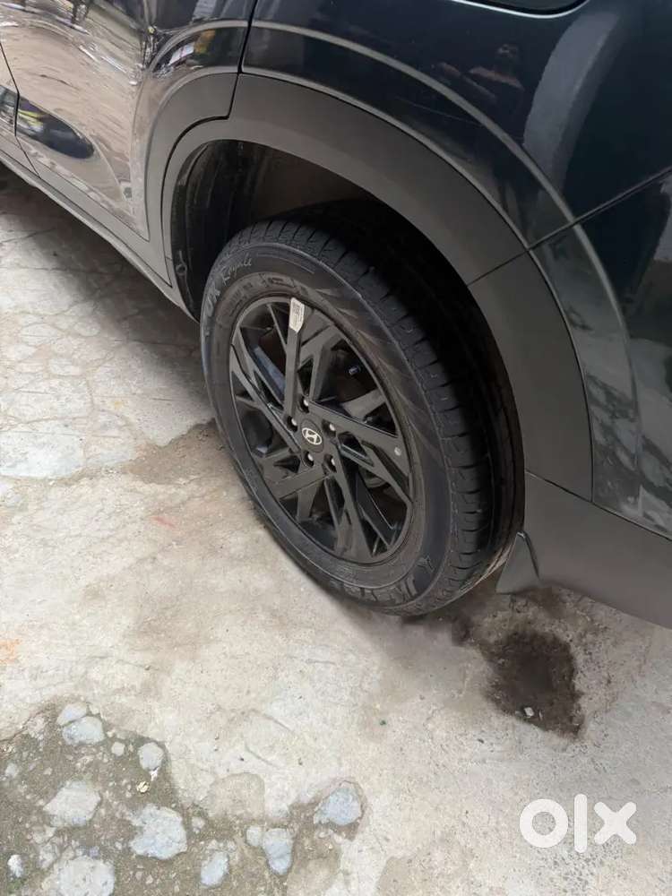 Hyundai Creta 2025 Petrol/panaromic Sunroof.