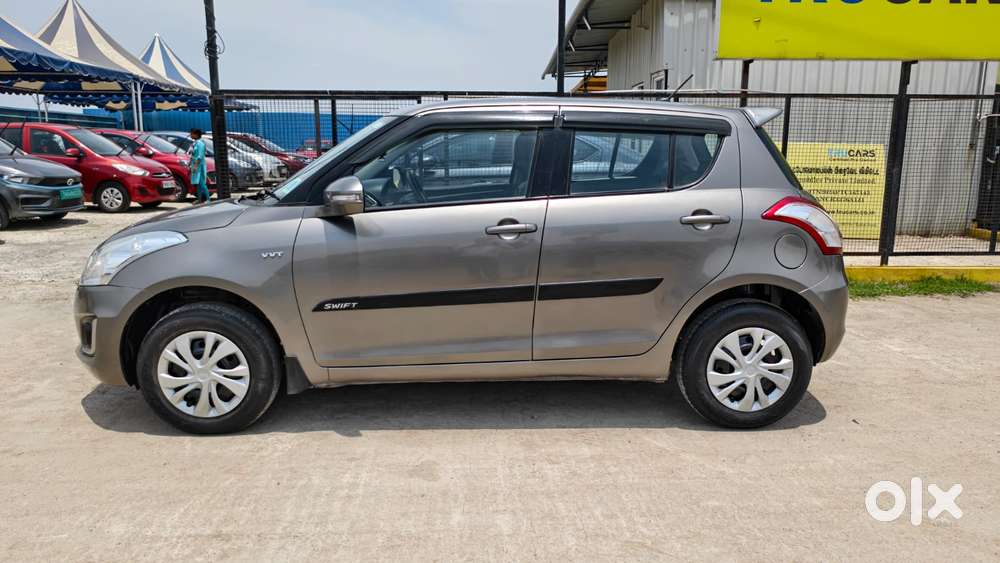 Maruti Suzuki Swift Vxi + Manual, 2017, Petrol